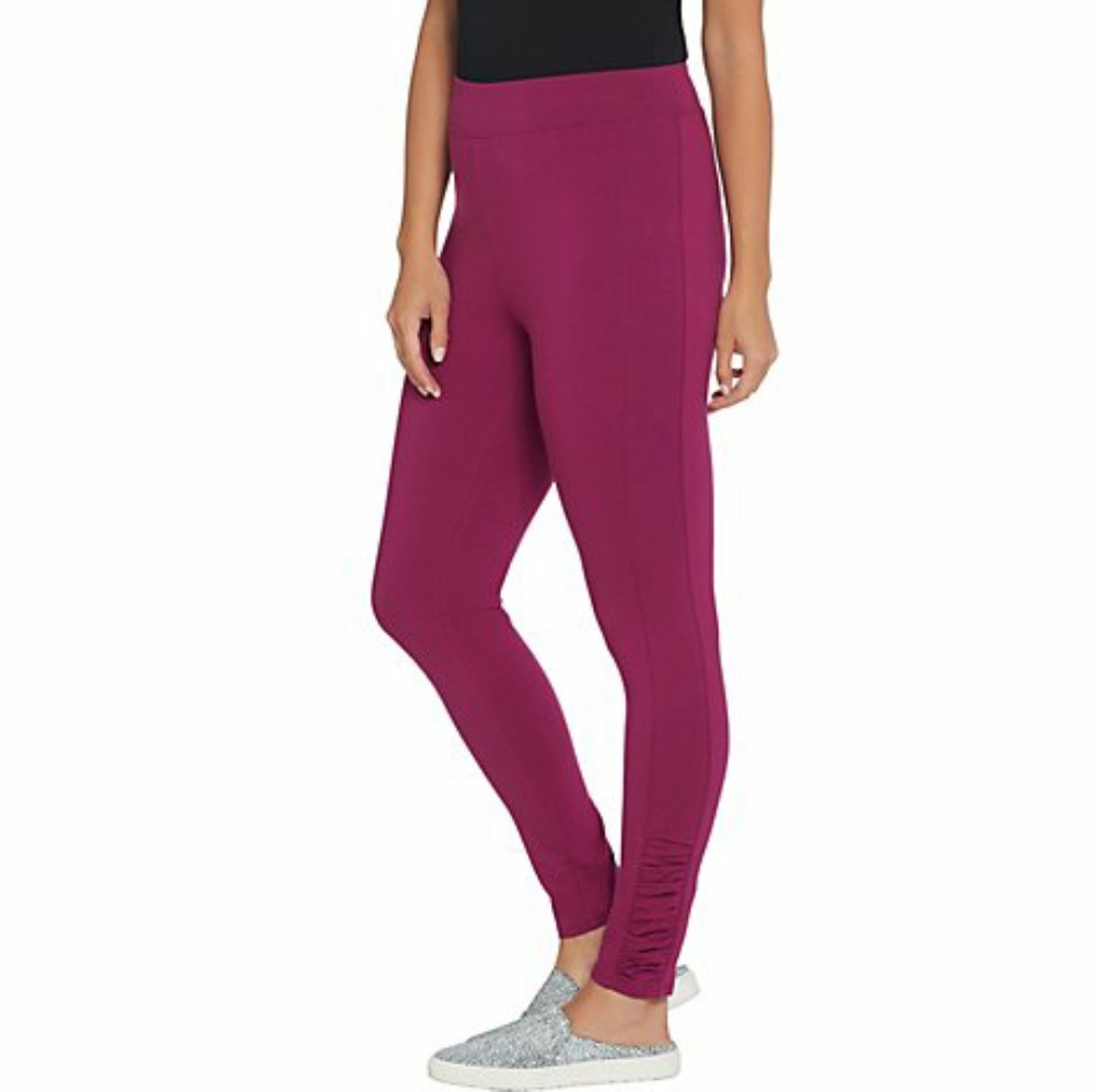 Denim and Company pull-on knit leggings with ruchi